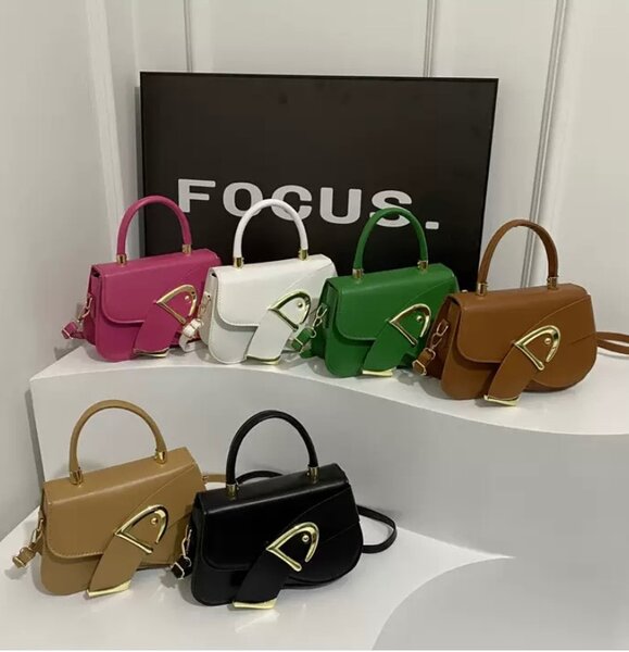 CURVED BAG