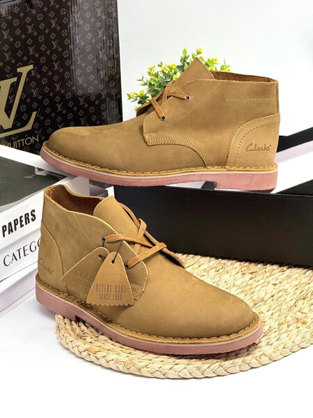 Clarks Chelsea boot