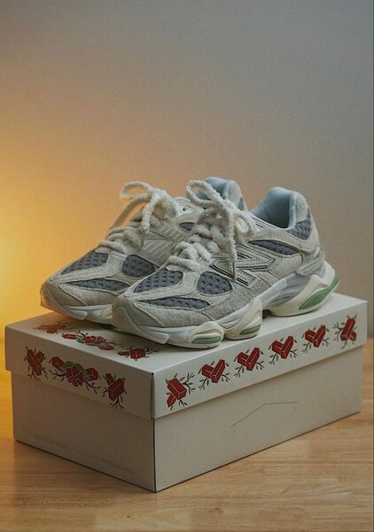 New Balance 9060