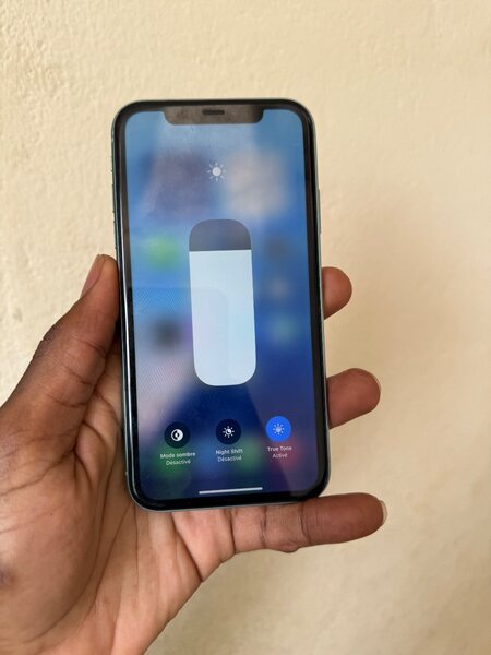 iPhone 11 64GB