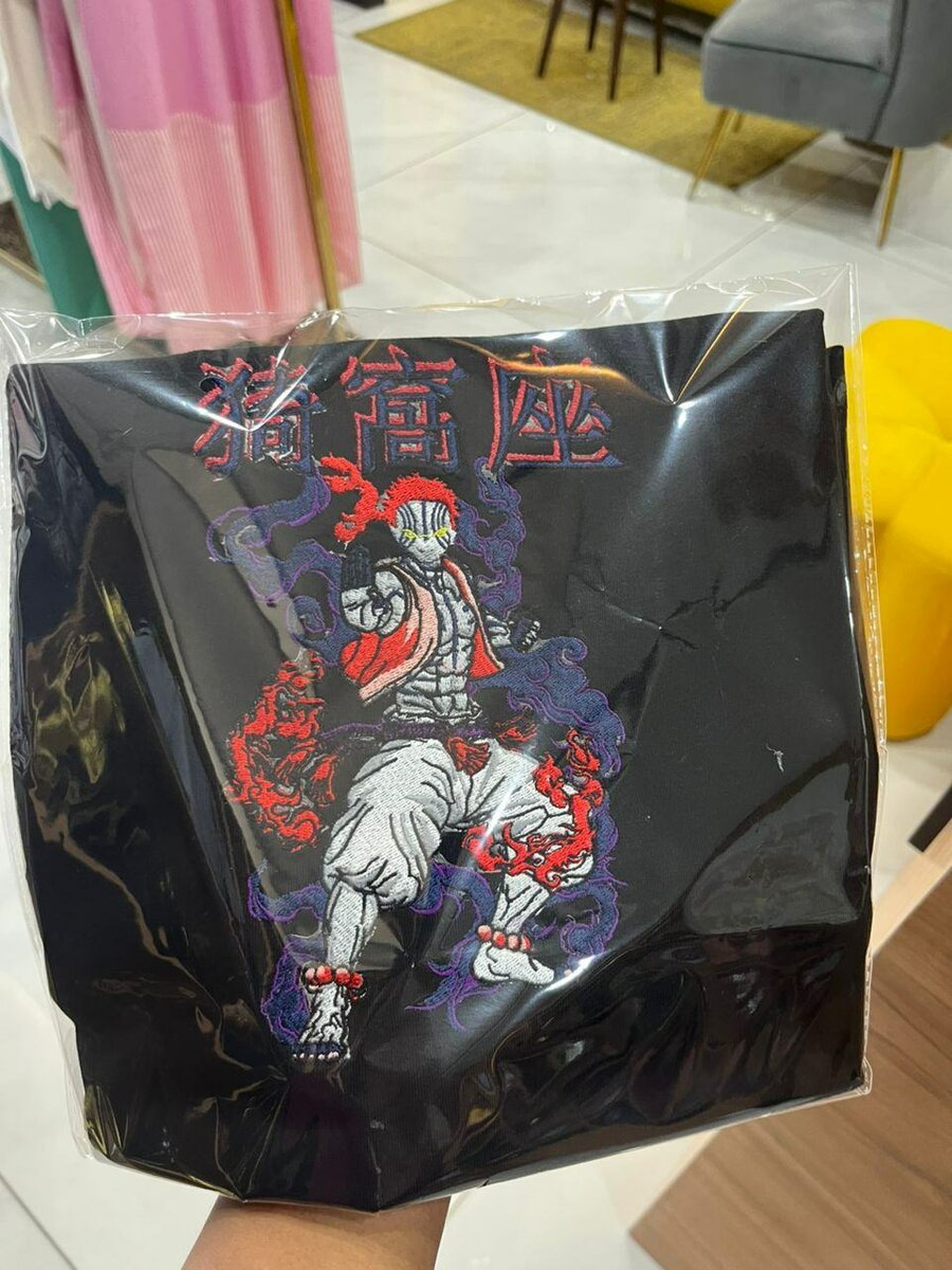 T-shirt Anime brodé akaza