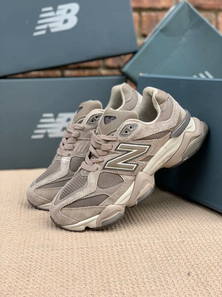 NEW BALANCE CLASSIC