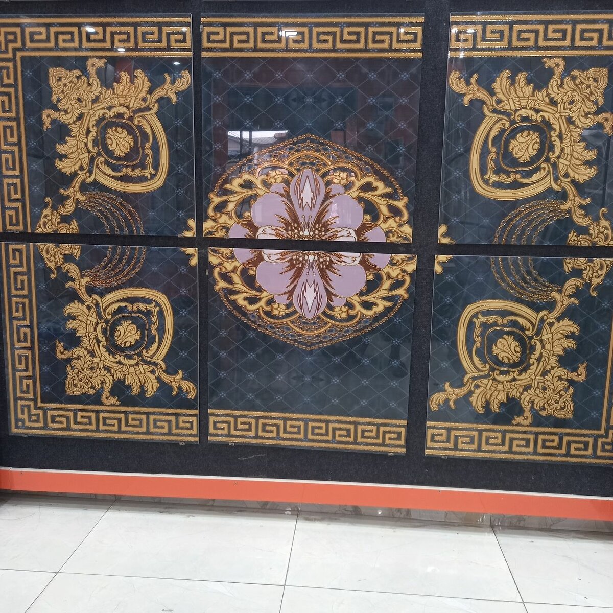 Polished decor