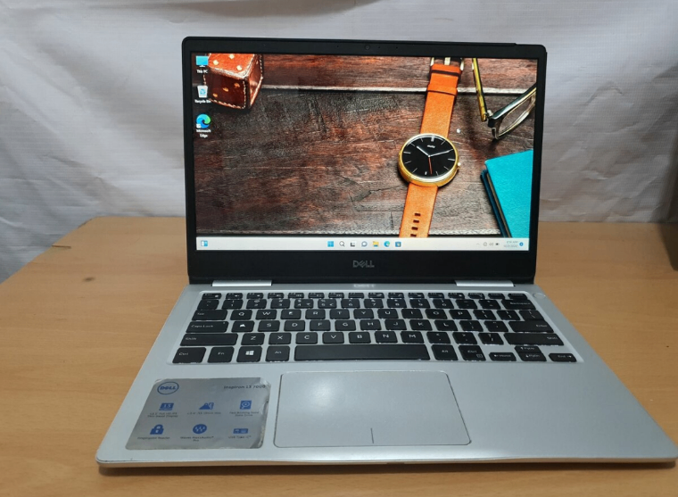 Inspiron 13-7370 Available
