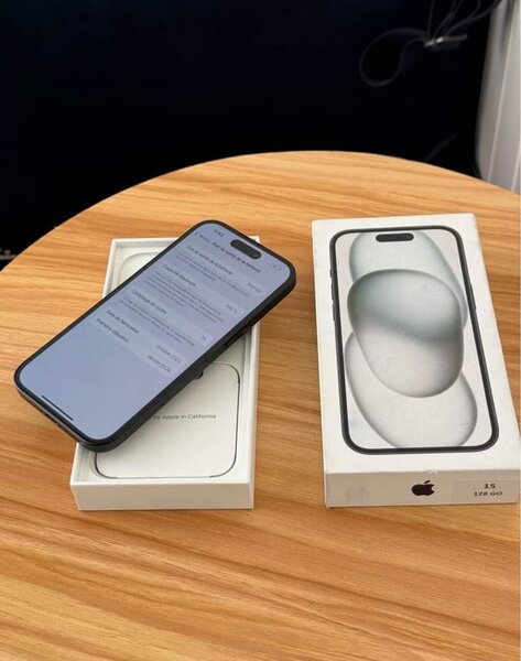 iPhone 15 128 Go Noir