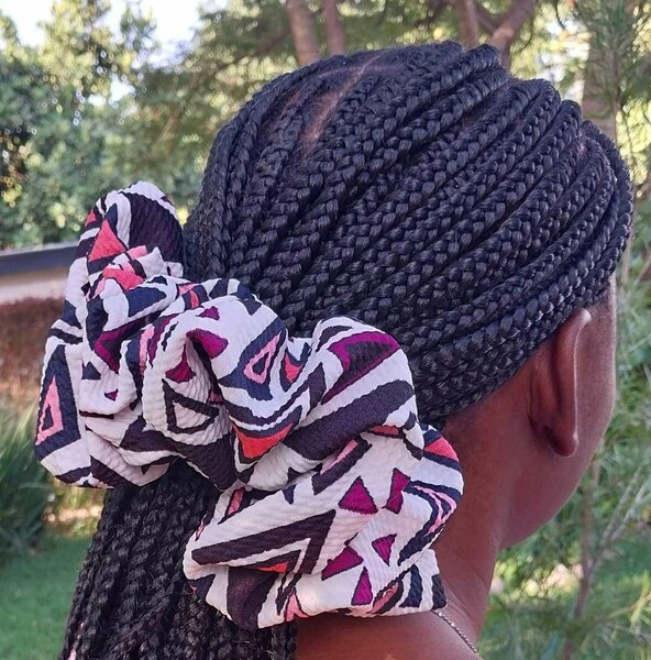 Mutinta Scrunchy