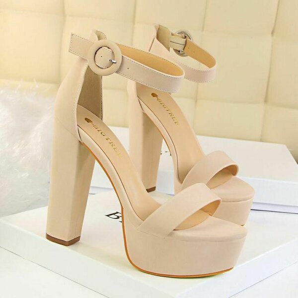 HEELS