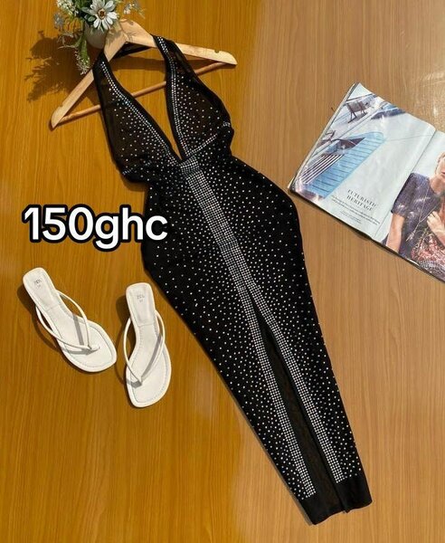 LADIES WEAR