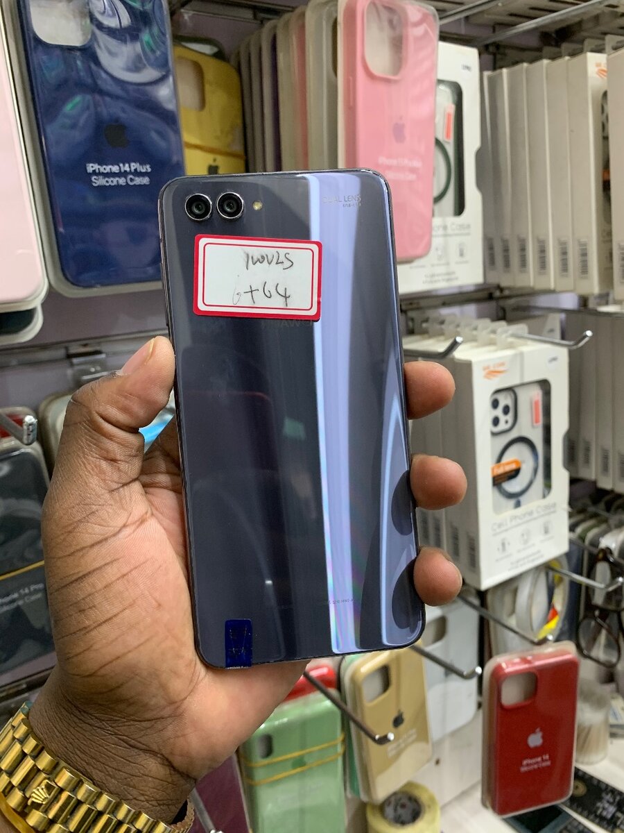 Huawei nova 2s