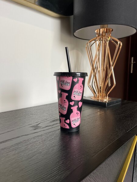 Cold cup