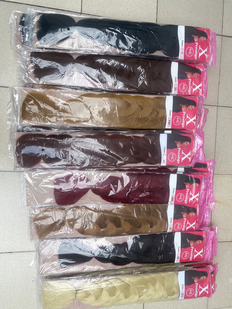 Extensions en cheveux synthétiques