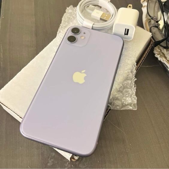 iPhone 11