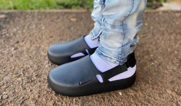 Nike slides