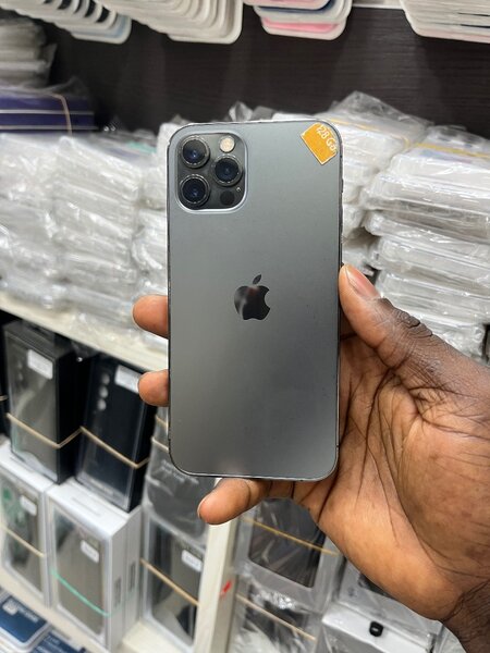 iPhone 12pro 128 GB quasi