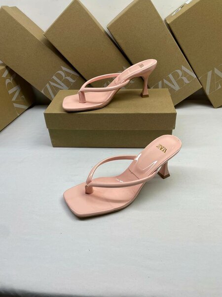 Slipper heel
