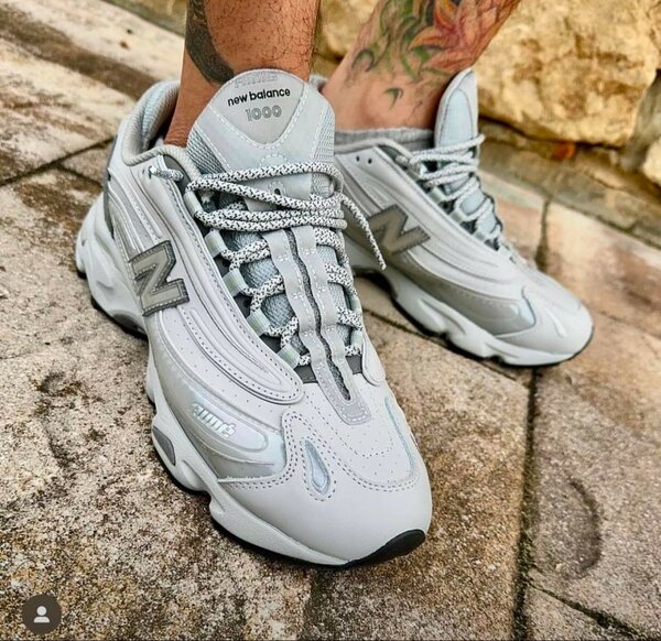NEW BALANCE 1000