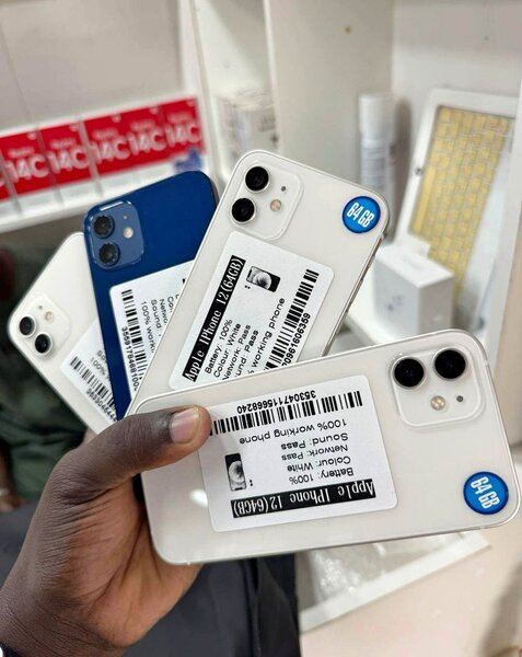 iPhone 12 64GB Reconditionné
