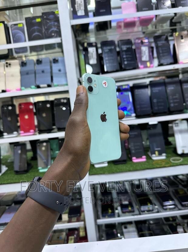 iPhone 11