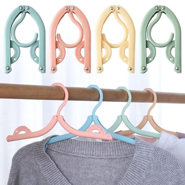 Cintres pliables multicolores