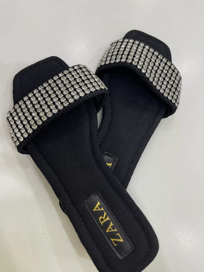 tongs Zara