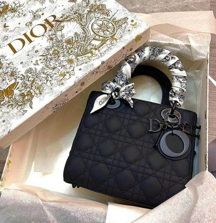 Ladies bag