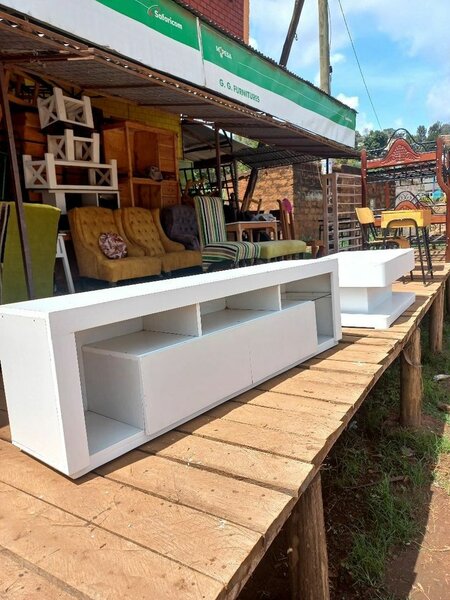 RECTANGULAR TV STAND