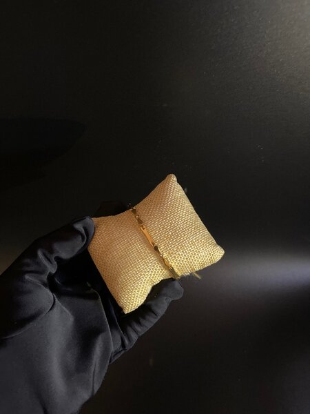 Gold bracelet
