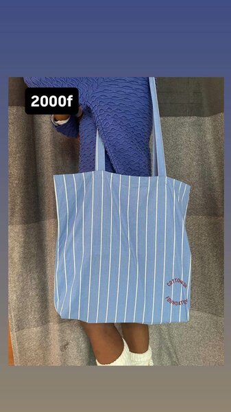 Tote bags
