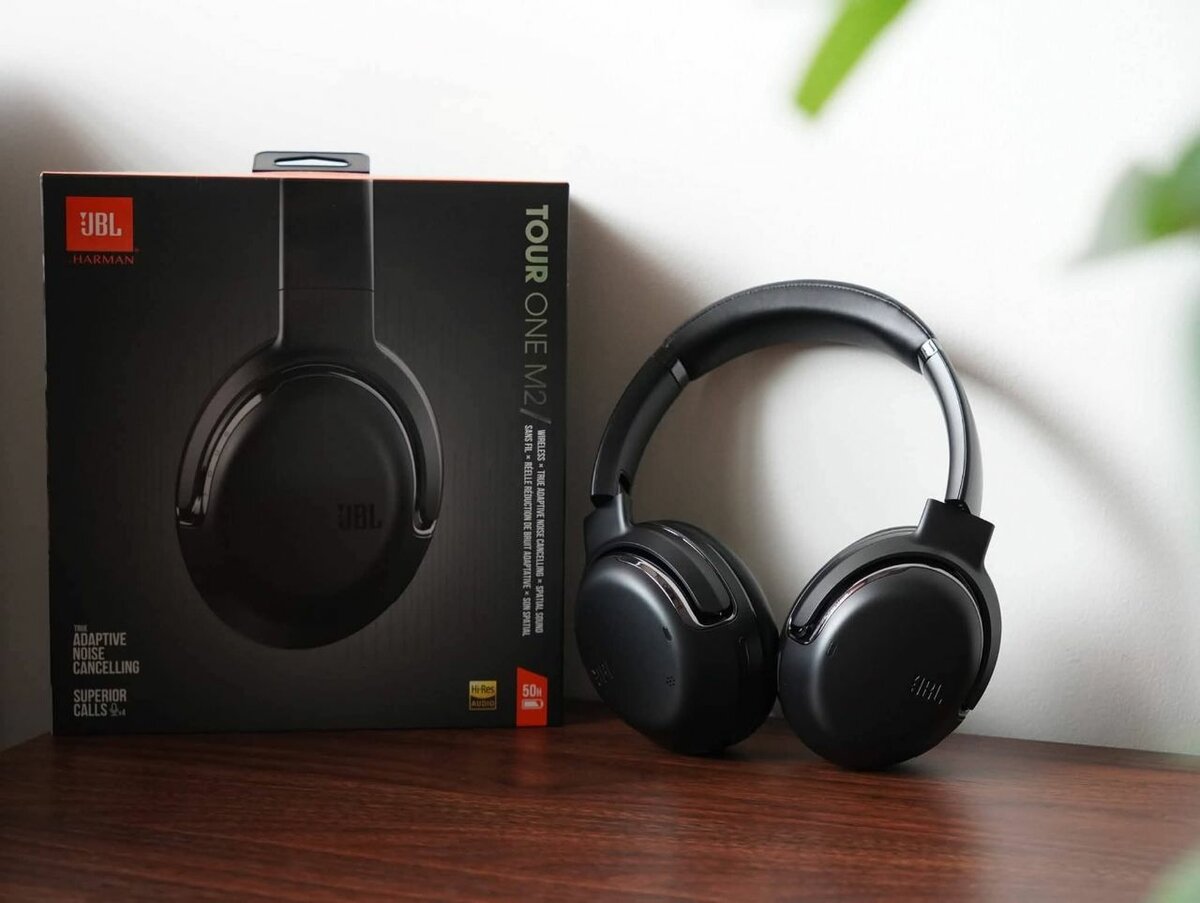 JBL Tour One M2 Casque Audio