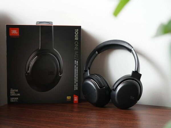 JBL Tour One M2 Casque Audio
