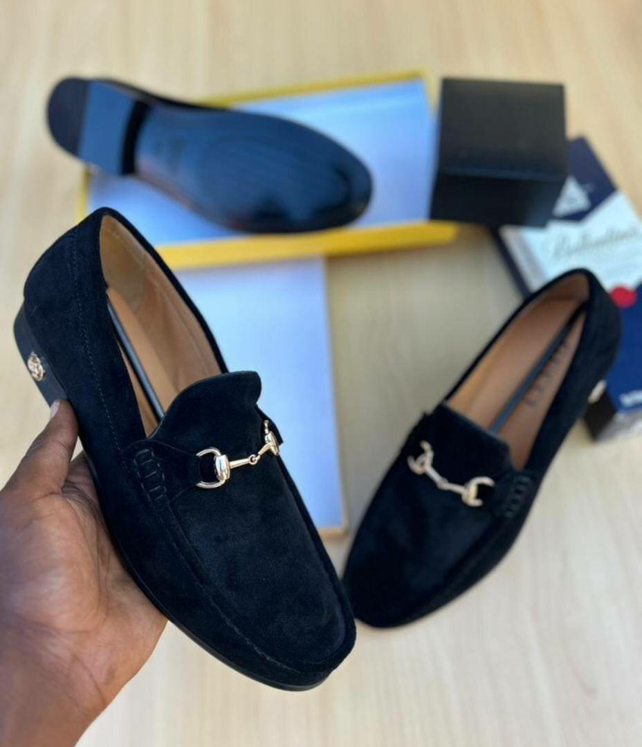Gucci suede shoes