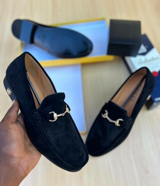 Gucci suede shoes