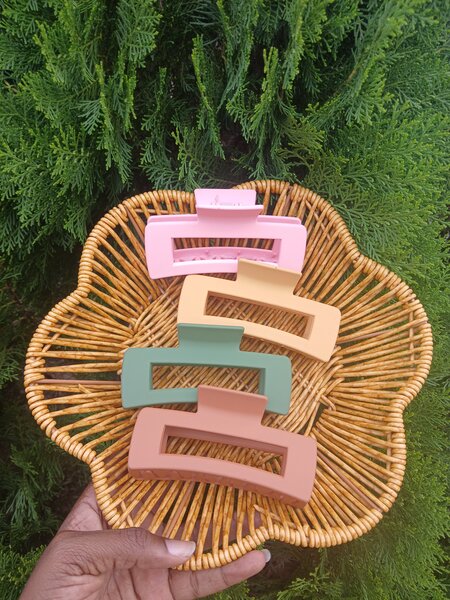 Hair clawclips