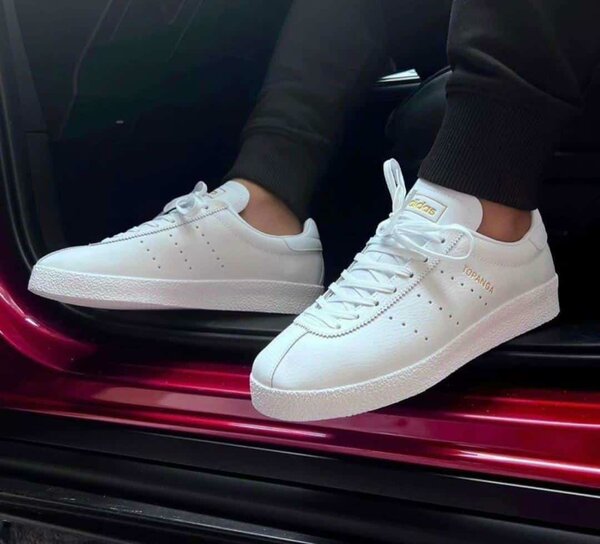 adiddas sneakers