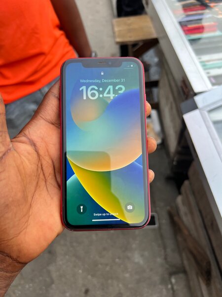iPhone 11 64gig