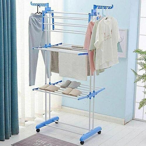Étendoir à linge pliant roulant