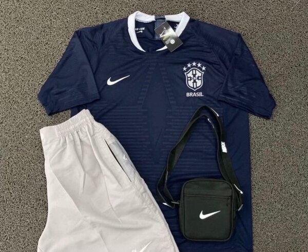 Maillot avec des sacoches