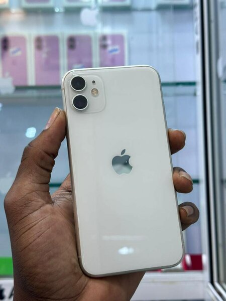 iPhone 11 64go quasi neuf