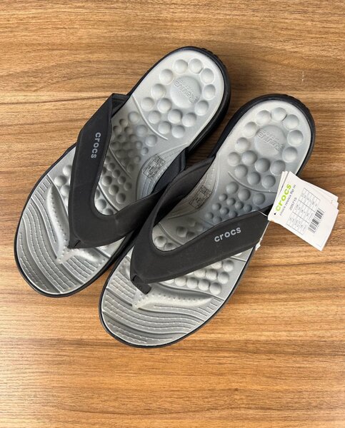 Crocs reviva