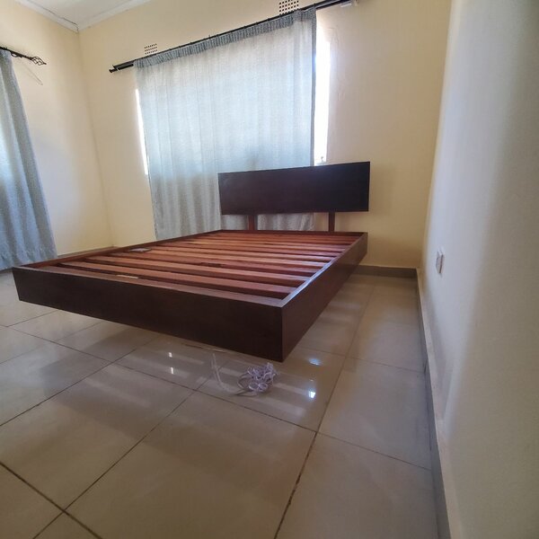 Floating beds