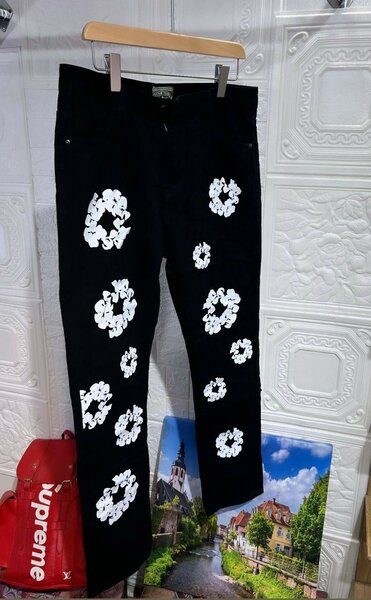 Baggy jeans