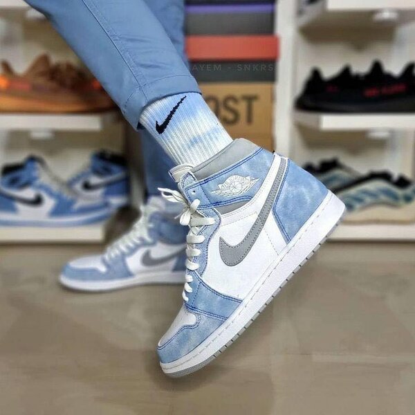 Jordan One Low