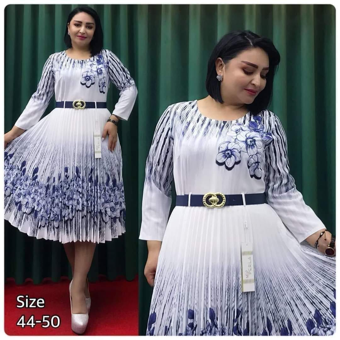 Robe blanc bleu