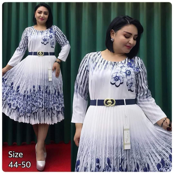 Robe blanc bleu