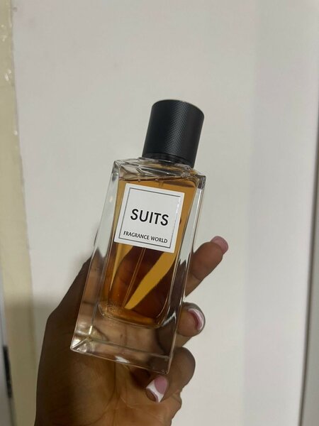 Suits perfume