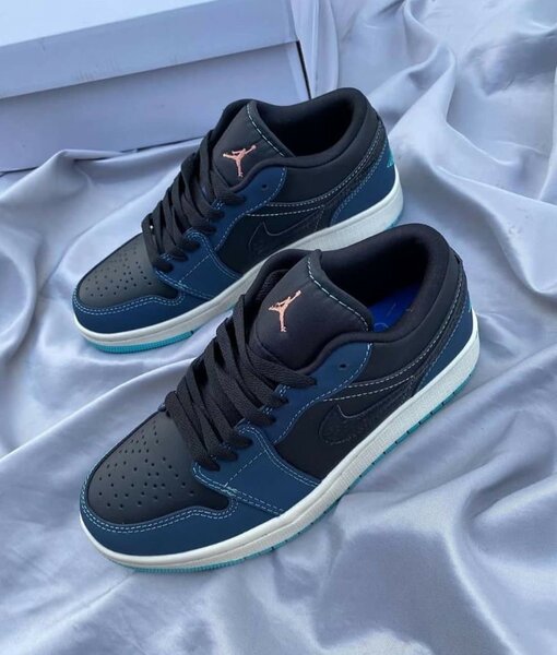 AIR JORDAN 1