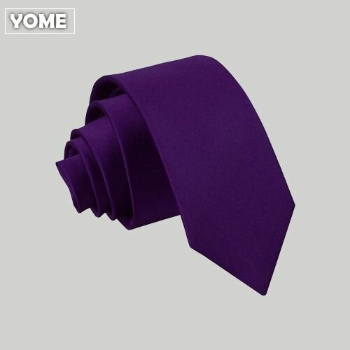 Cravate en soie violet