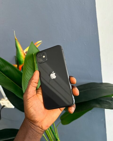 IPHONE 11 64GB