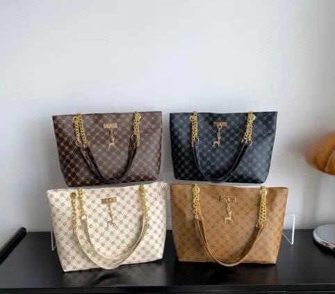 Ladies shoulder bag