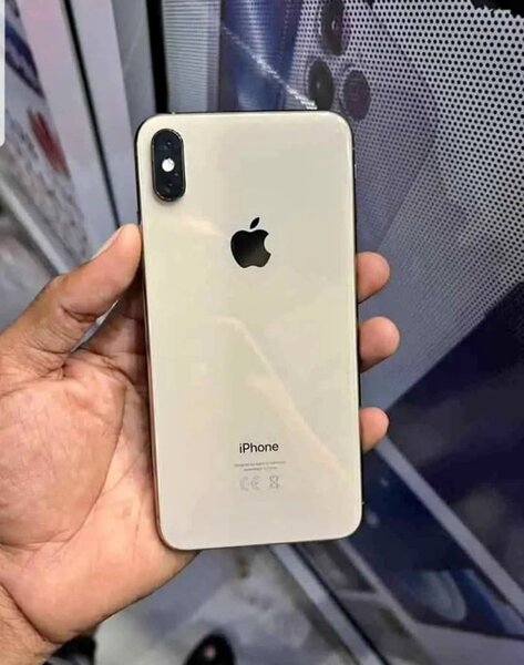 iPhone X  64GB Or